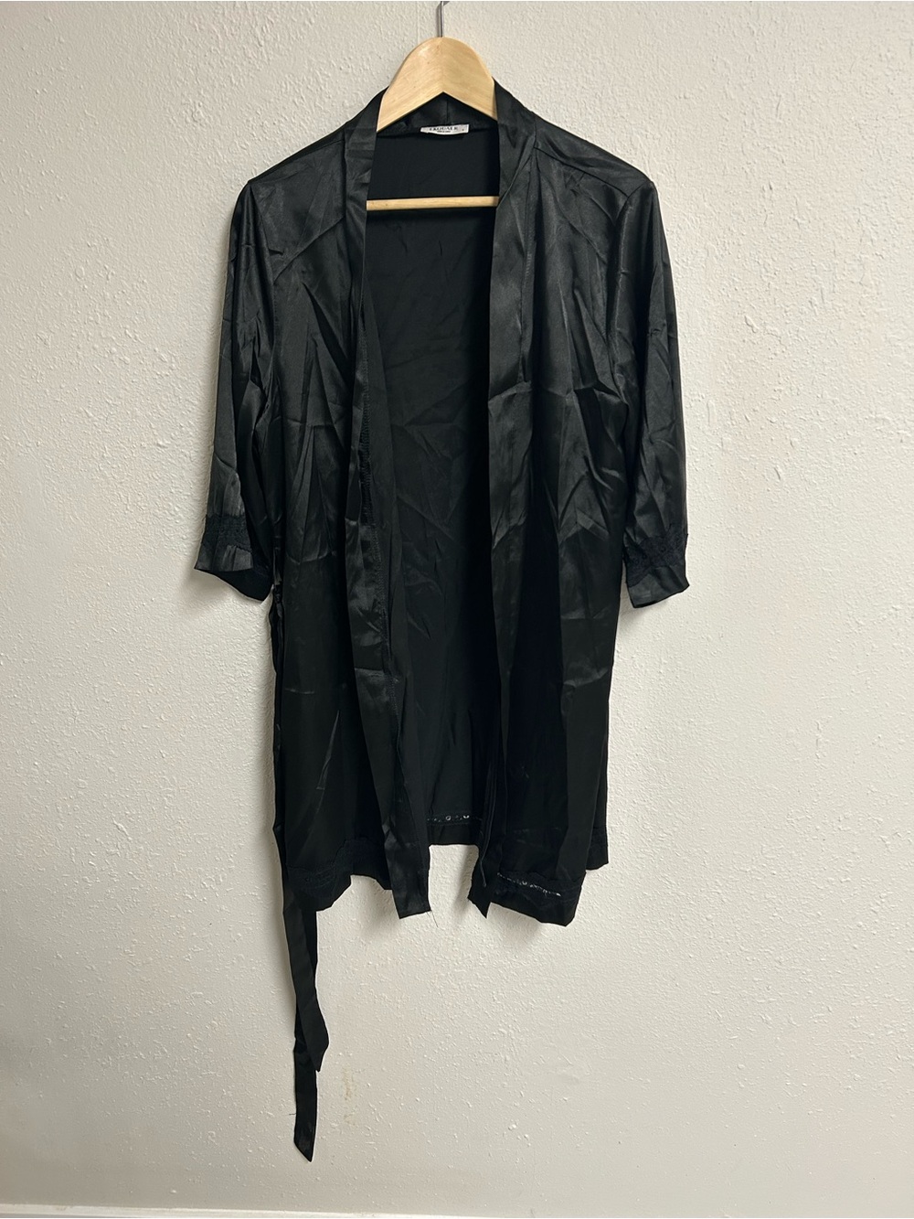 Ekouaer Silk Satin Black Kimono Robe Floral Lace Trim Small
